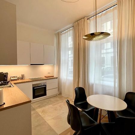 Appartement Zentrale Wohlfuehloase à Vienne Extérieur photo